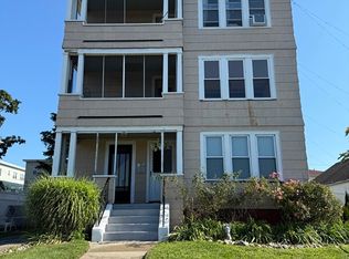 17 Millbrook St #2, Worcester, MA 01606