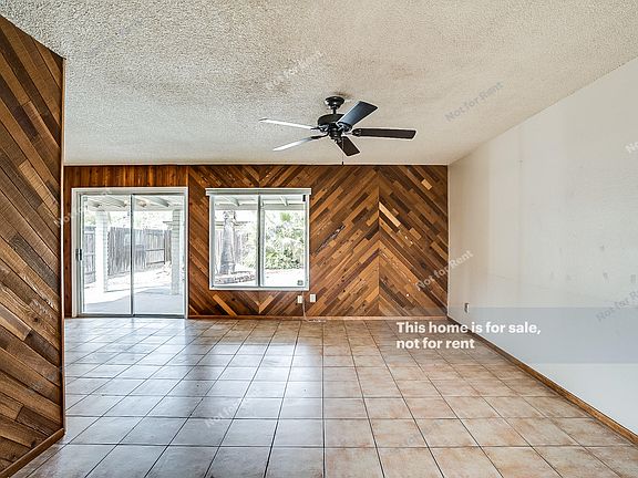 4th image of 2502 E Larkspur Dr