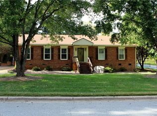 2500 Lourance Blvd, Greensboro, NC 27407