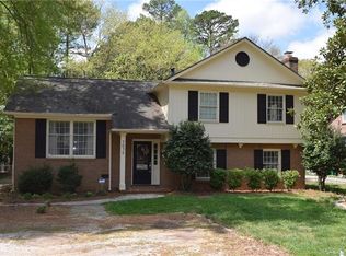 5634 Sharon Rd, Charlotte, NC 28210