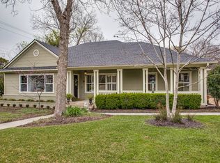 105 Sheraton Dr, Terrell Hills, TX 78209