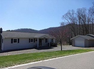 427 Big Brush Creek Rd, Green Mountain, NC 28740