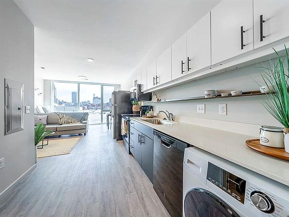 4th image of 1010 Florence Blvd APT 169