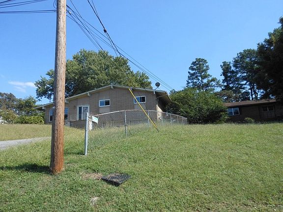 2nd image of 7821 Holiday Hills Cir