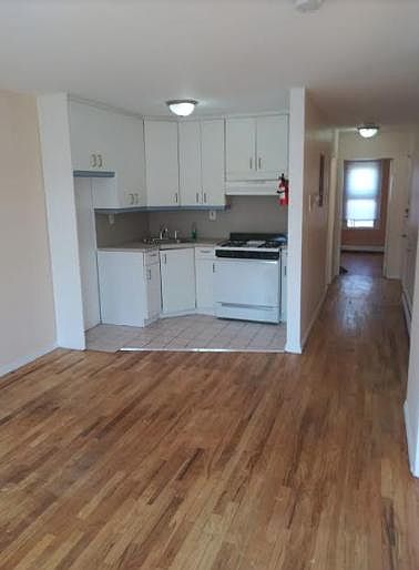 Open kitchen
