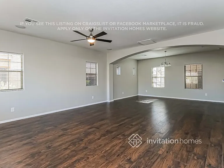 3425 E Vernon St — Photo 3