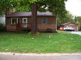 38805 N Kenmore Rd, Antioch, IL 60002