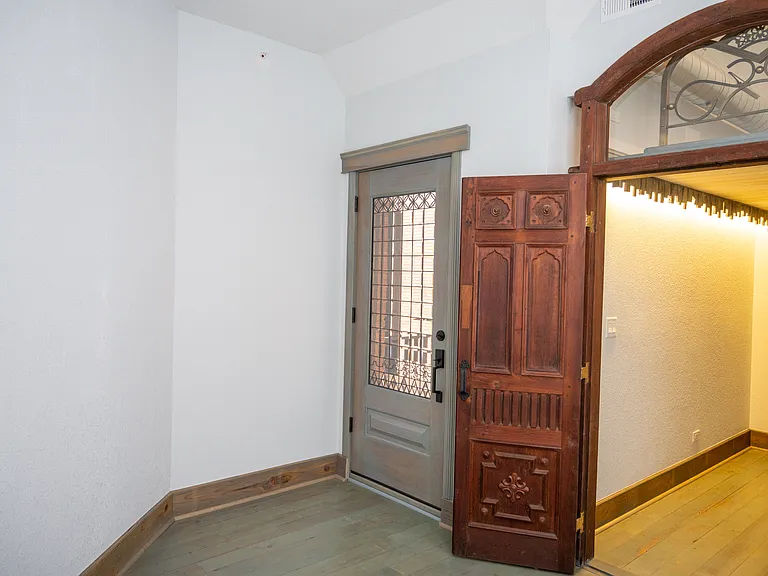 120 N Oak Park Ave #318 — Photo 10