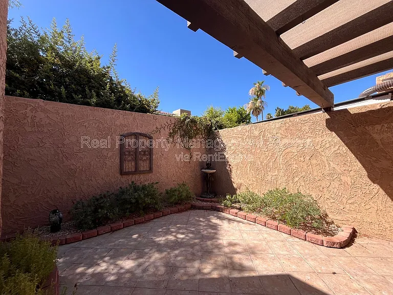 7513 N Via Camello Del Sur — Photo 38