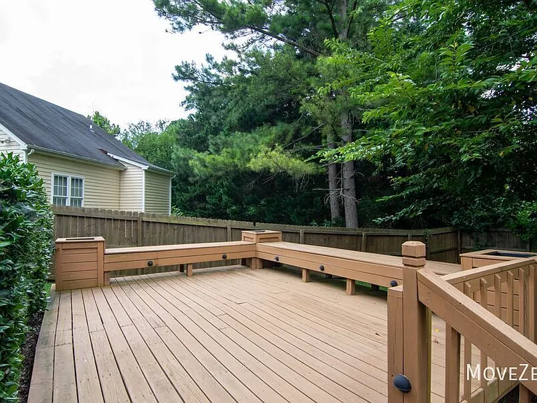 2325 K Wesley Way — Photo 8