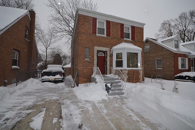 1st image of 8833 S Utica Ave