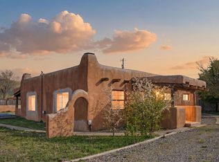 709 Gusdorf Rd, Taos, NM 87571