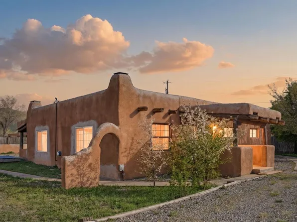 709 Gusdorf Rd, Taos, NM 87571