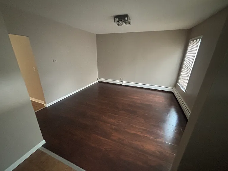 244 W Ivy St #1 — Photo 5