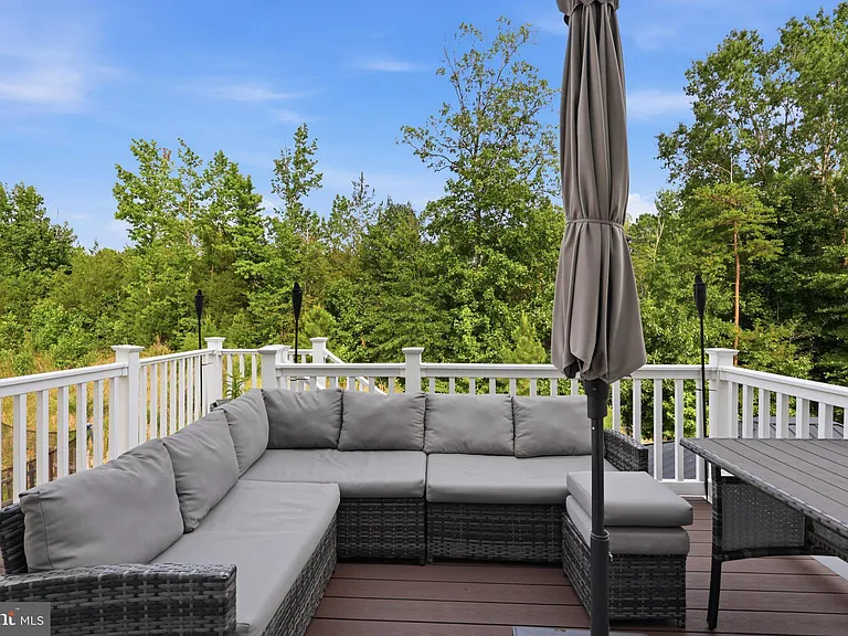 9202 Wood Creek Cir — Photo 47