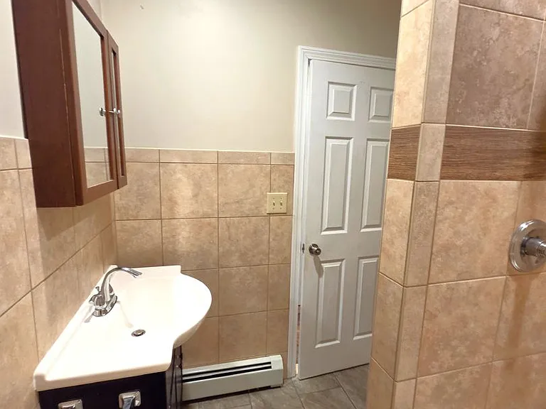 1336-1340 Cranston Street — Photo 7