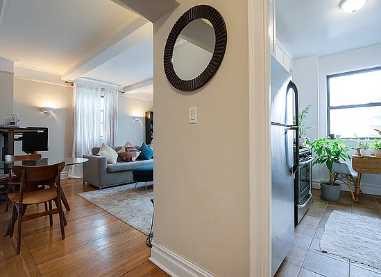 Rented by Rita S Citrin, LREB | media 32