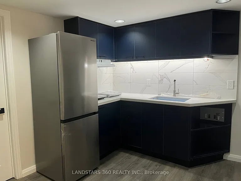 118 Silas Hill Dr #LOWER — Photo 3