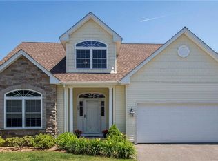 103 Juniper Ln #103, Suffield, CT 06078