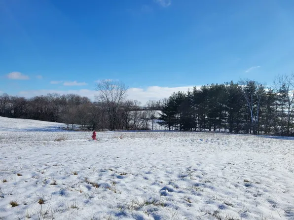 11A251 Jones Ct, Apple River, IL 61001