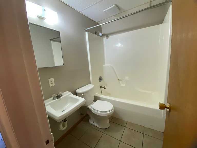 907 E 12th Ave #111 — Photo 3