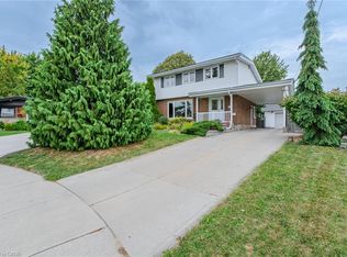 19 Carmen Ave, Hamilton, ON L8V 2H5