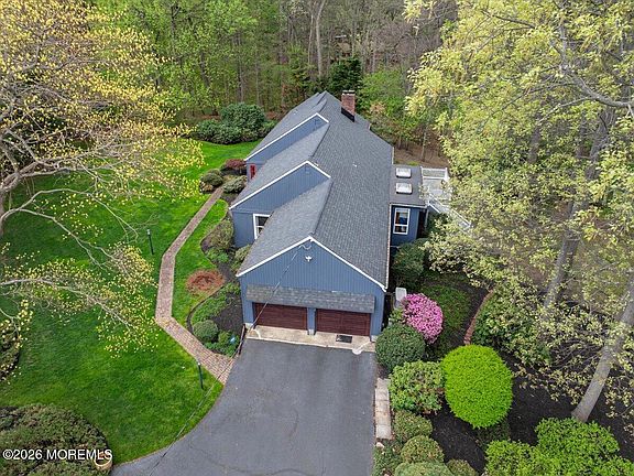 2nd image of 11 Galloping Hill Road