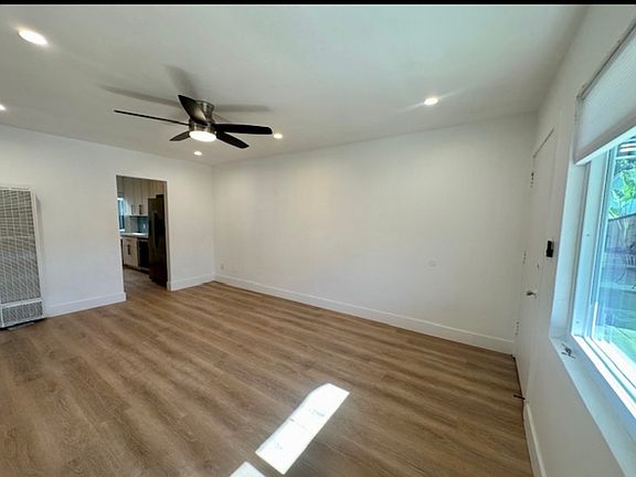 2nd image of 4524 Kansas St