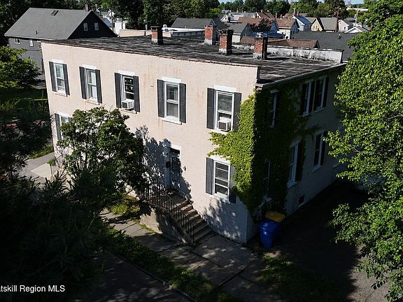 2nd image of 86 Pine Street