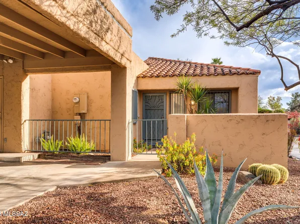 3000 E Thornhall Ter, Tucson, AZ 85716