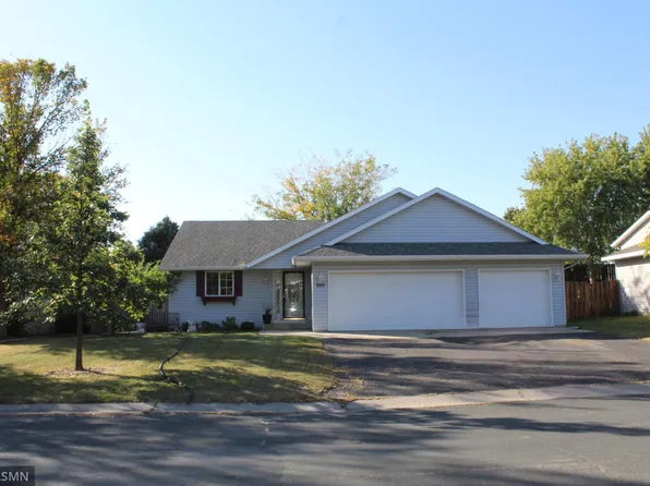 988 7th Ave NW, Hutchinson, MN 55350