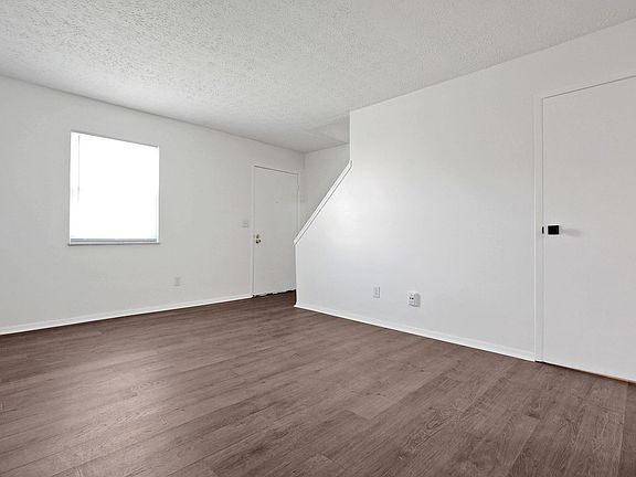 5th image of 2733 Brianlane Blvd #2733