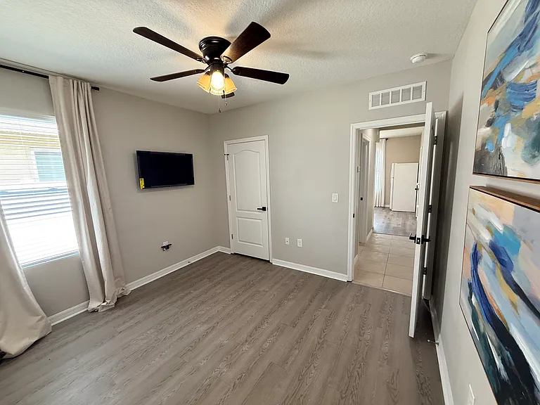 1593 Diamond Loop Dr — Photo 10