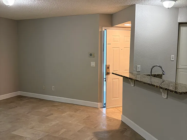 5761 Gatlin Ave #513 — Photo 13