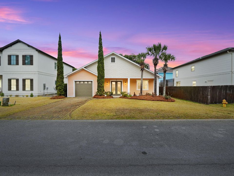 1st image of 134 Rivercrest Cir