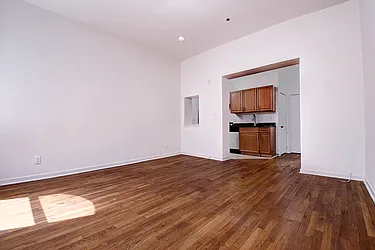 Rented by Urbane Brokerage