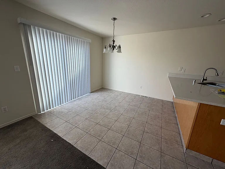 4905 Montague Ln — Photo 10