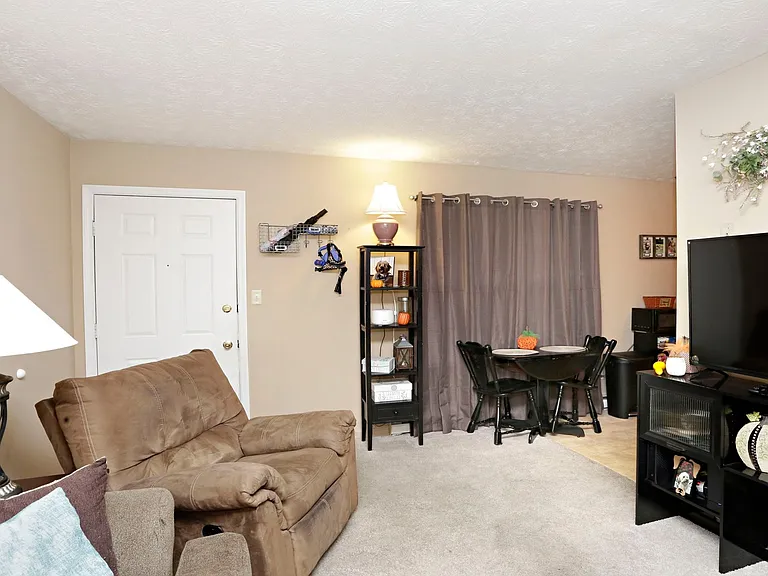 805 Press Avenue — Photo 6
