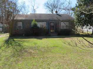 456 Dogwood Dr, Sumter, SC 29150