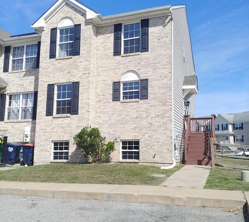 1st image of 701 Marian Dr