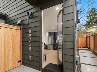 8823 Ashworth Ave N, Seattle, WA 98103