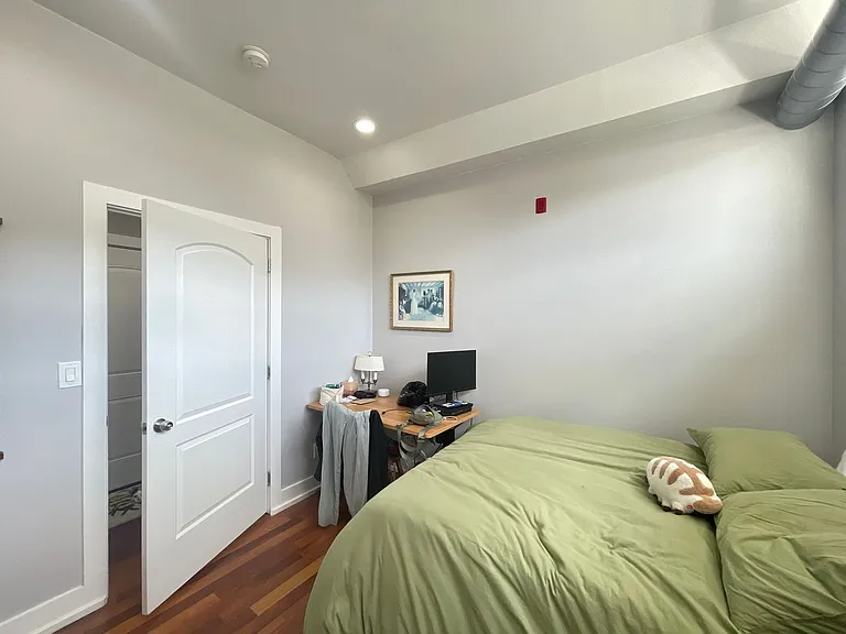 1236 E Columbia Ave. — Photo 11