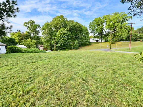 248 Road St, Bardwell, KY 42023