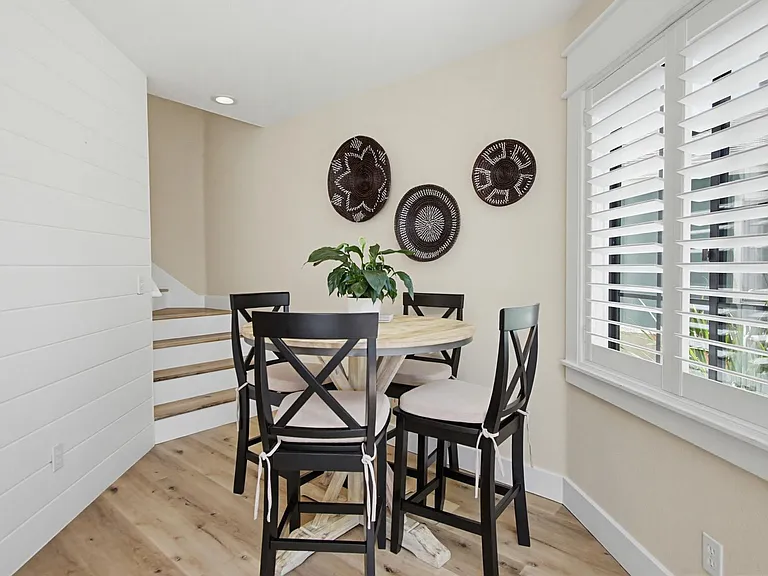 217 Elm Ave — Photo 11