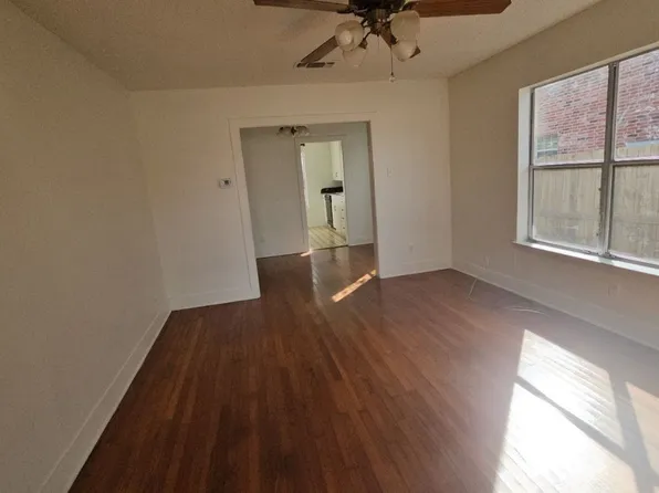 1609 Cooper St, Commerce, TX 75428