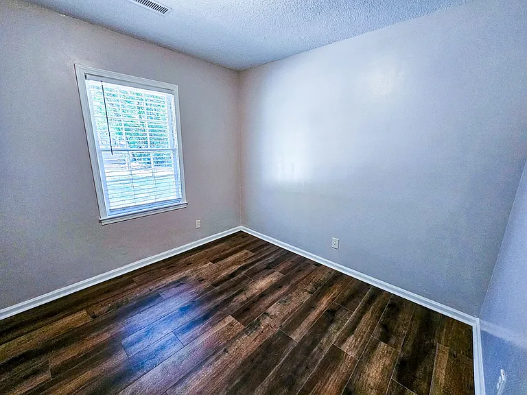 260 Briarleaf Cir — Photo 16