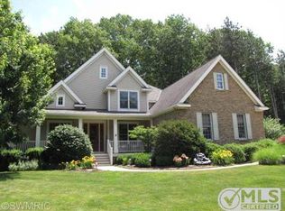 14623 Hunters Trl, Holland, MI 49424