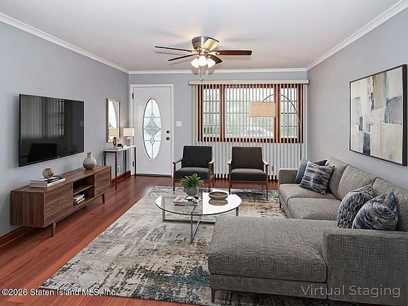 4th image of 6 Benton Ave