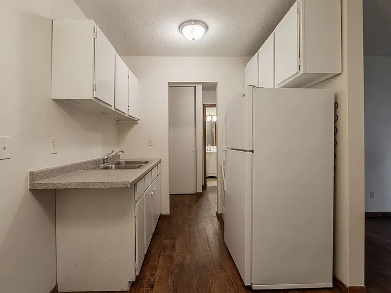 2626 Fremont Ave S — Photo 15