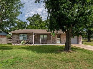 1003 SE 11th St, Bentonville, AR 72712